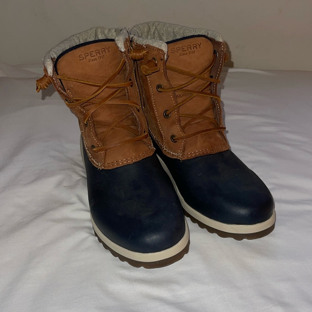 Sperry insulated boots